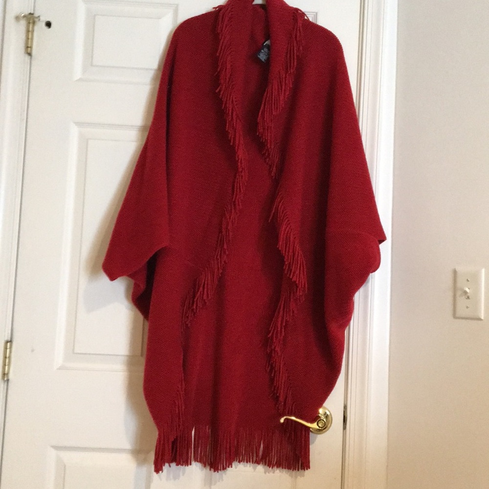 Long Cardigan Shrug in deep red